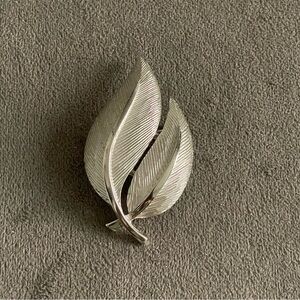 Crown Trifari Double Leaf Brushed Silver Tone Brooch